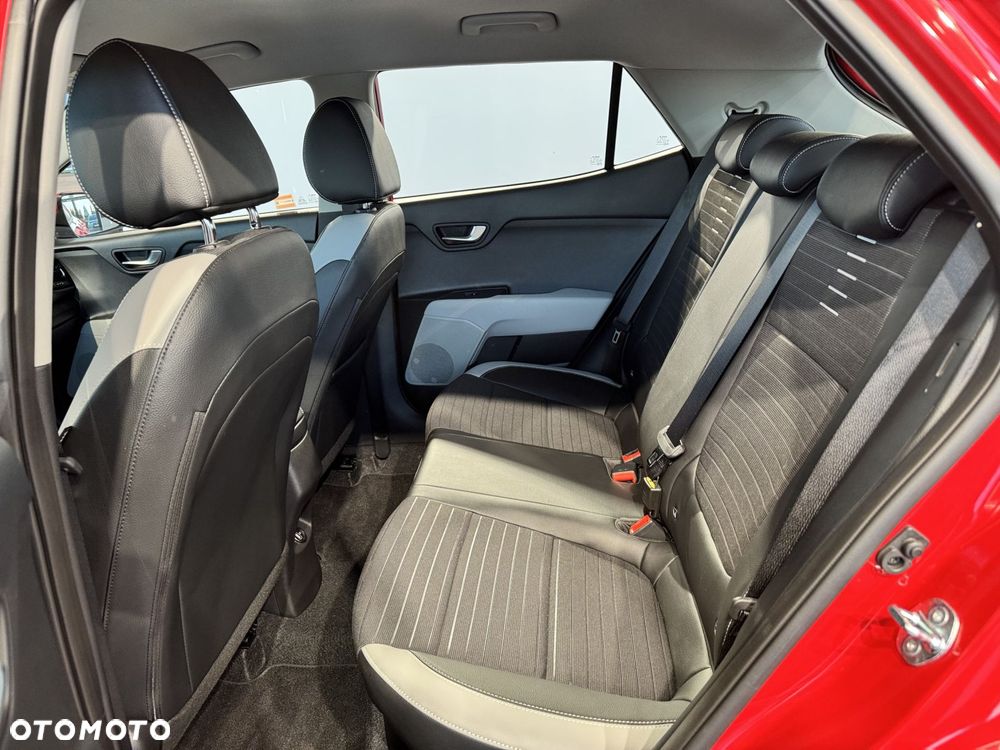 Kia Stonic - 12