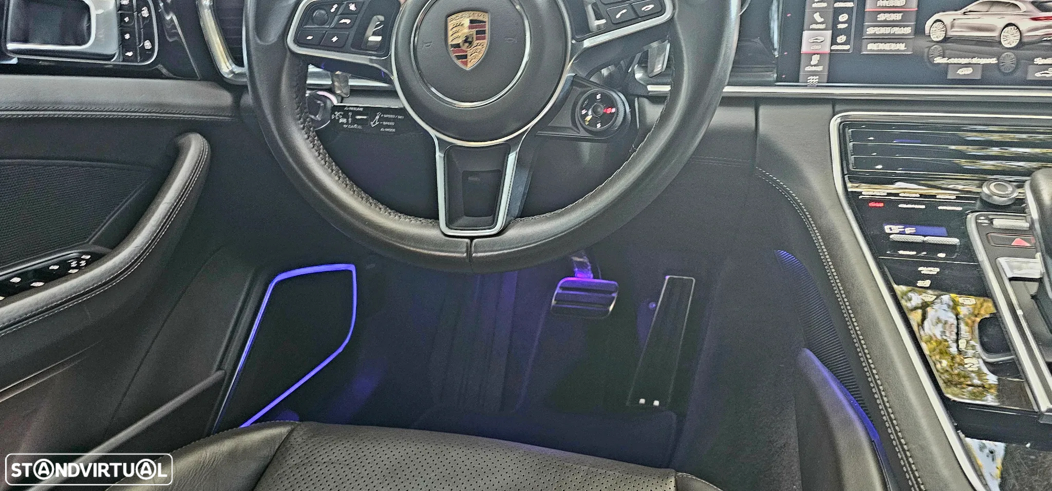 Porsche Panamera Sport Turismo 4 E-Hybrid - 34
