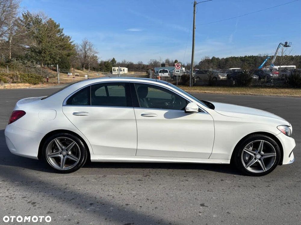 Mercedes-Benz Klasa C 300 7G-TRONIC - 6