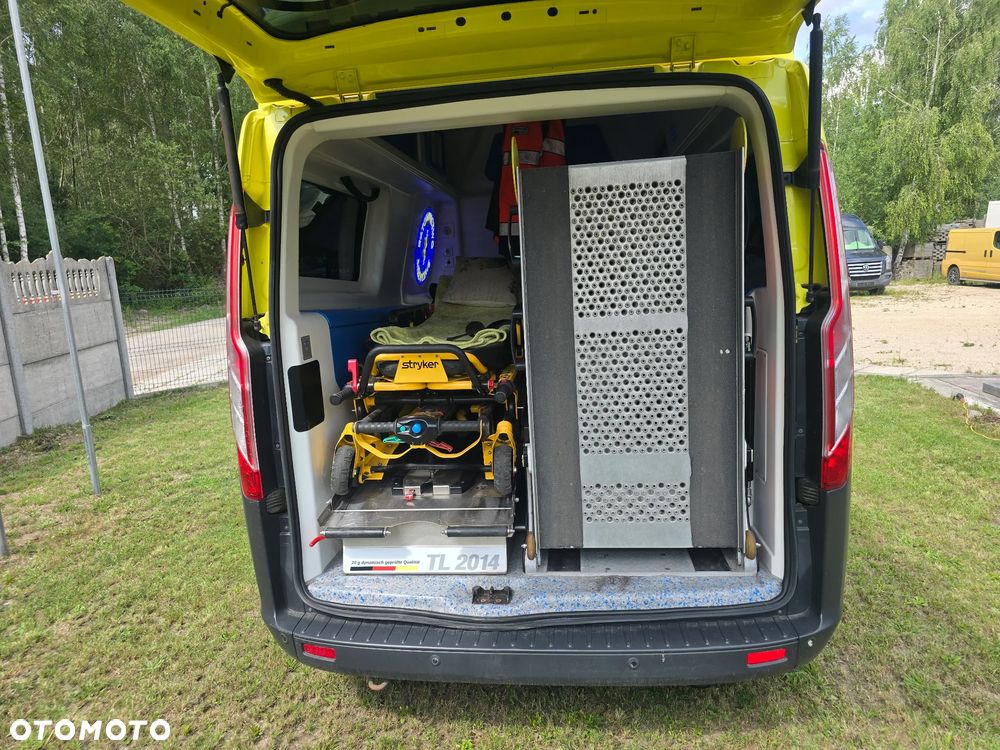 Ford Transit Custom 310 L2H1 Limited - 13