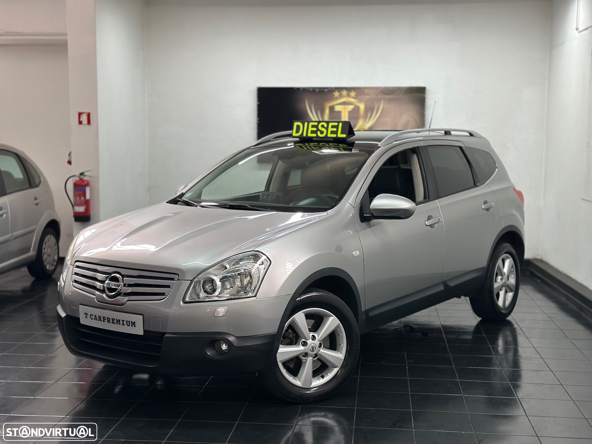 Nissan Qashqai +2 2.0 dCi Tekna Pele Preto +Navi - 4