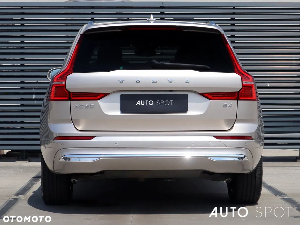Volvo XC 60 B4 B Plus Bright - 5