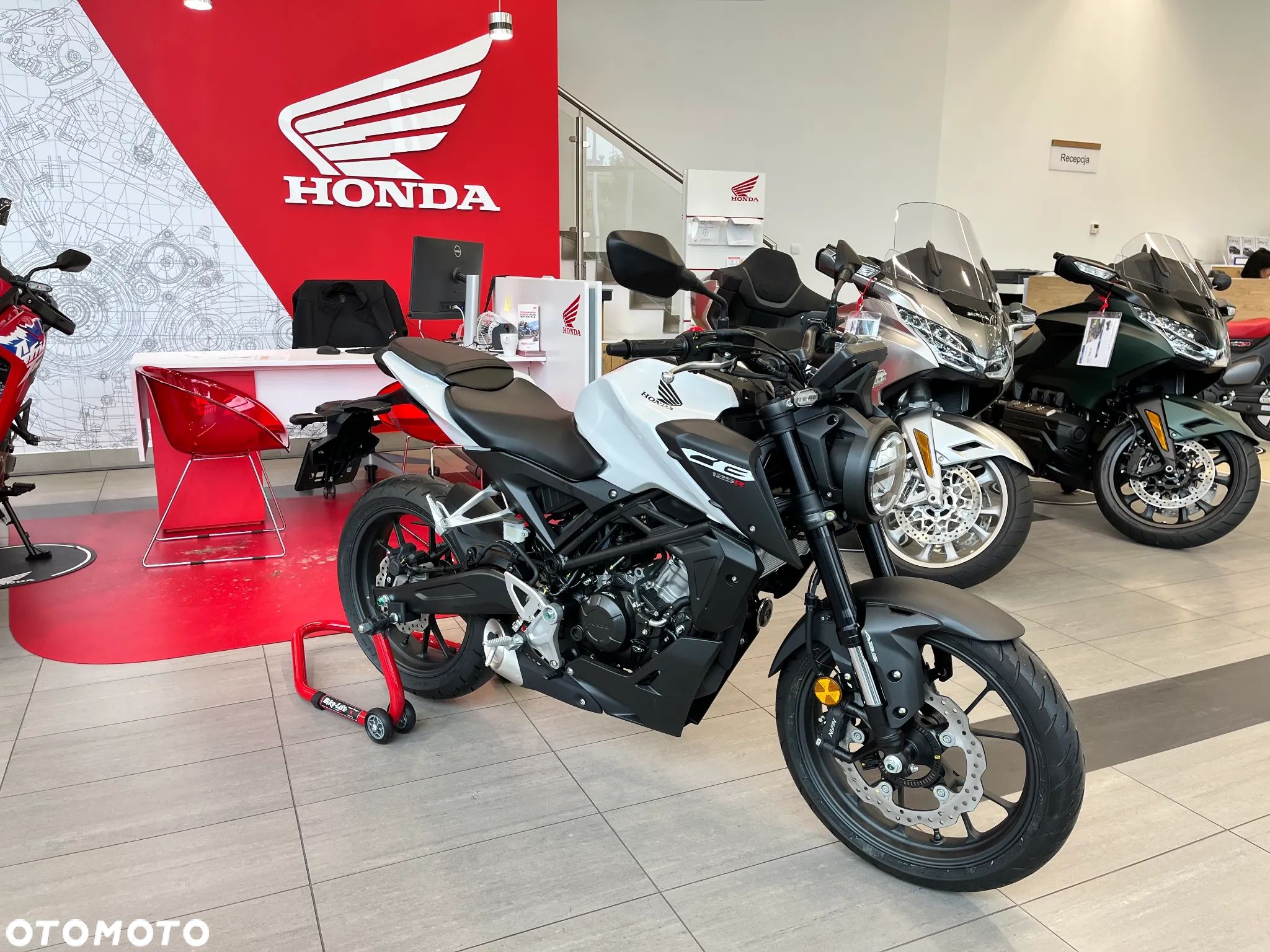 Honda CB - 1