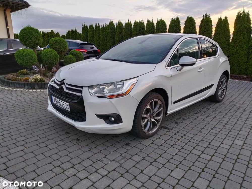 Citroën DS4 1.6 HDi SoChic - 1