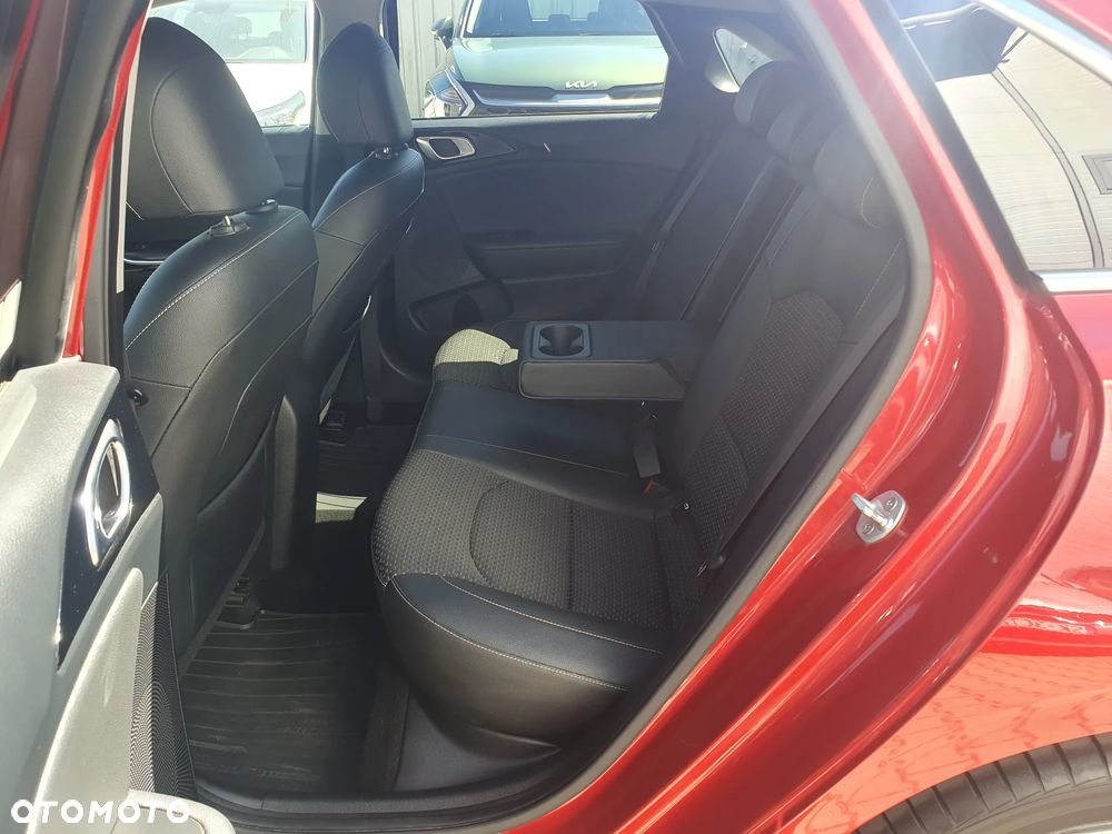 Kia Ceed 1.4 T-GDI L - 25