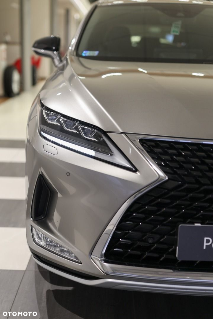 Lexus RX - 11