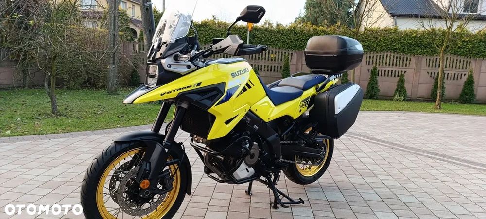 Suzuki V-STROM - 4
