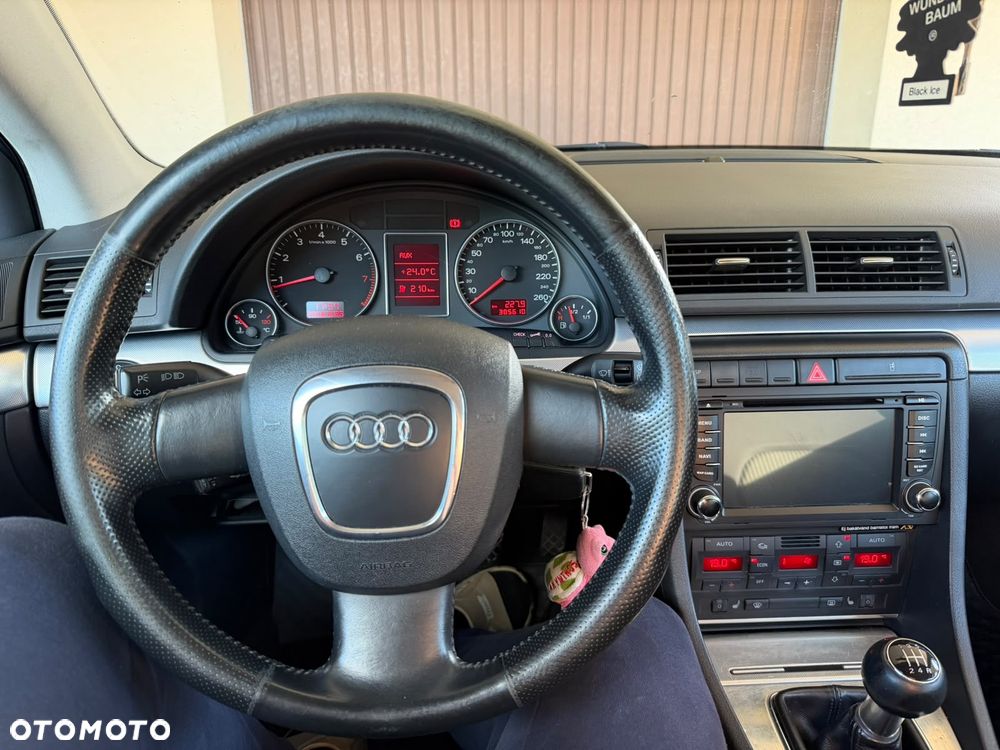 Audi A4 Avant - 5