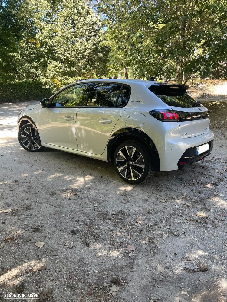 Peugeot 208 1.2 PureTech GT Line - 2