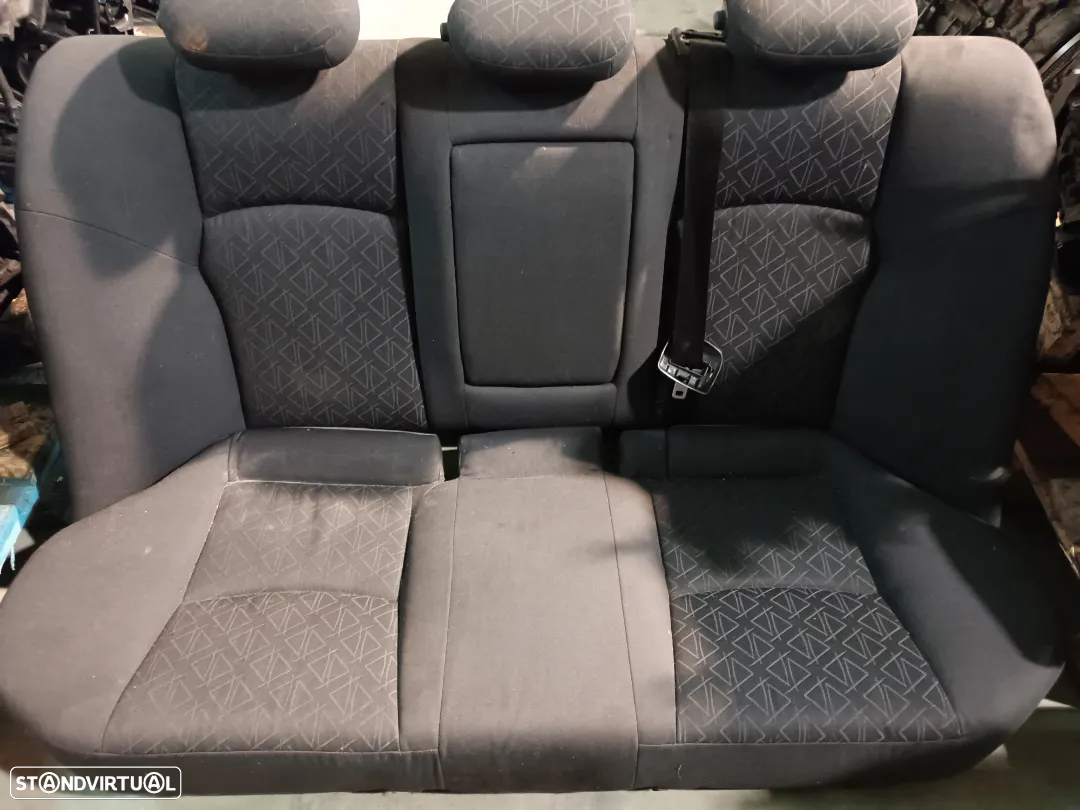 CONJUNTO / JOGO DE BANCOS MERCEDES C220 W203 - 2