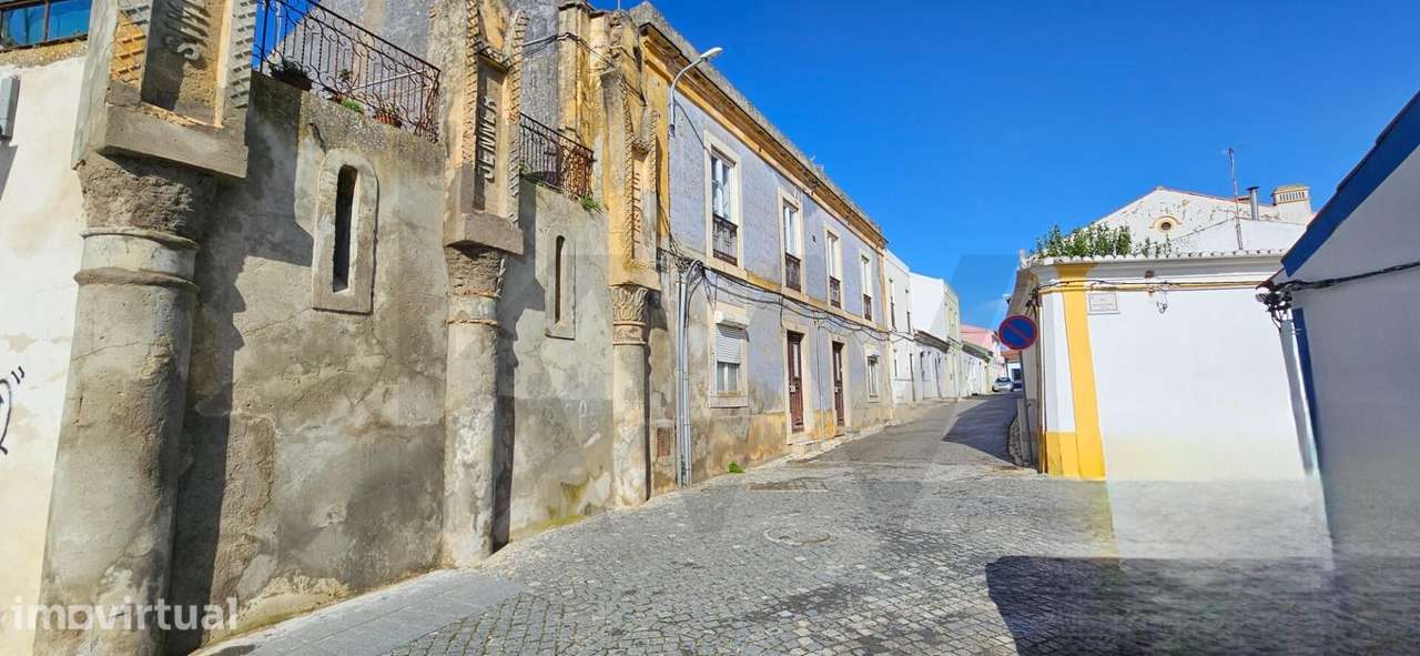 Património Centenário e Elegância no Centro de Grândola - Grande imagem: 2/36