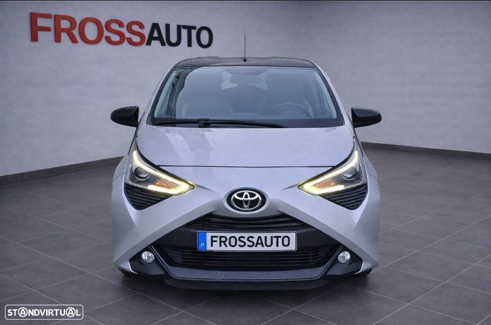 Toyota Aygo x-play - 2