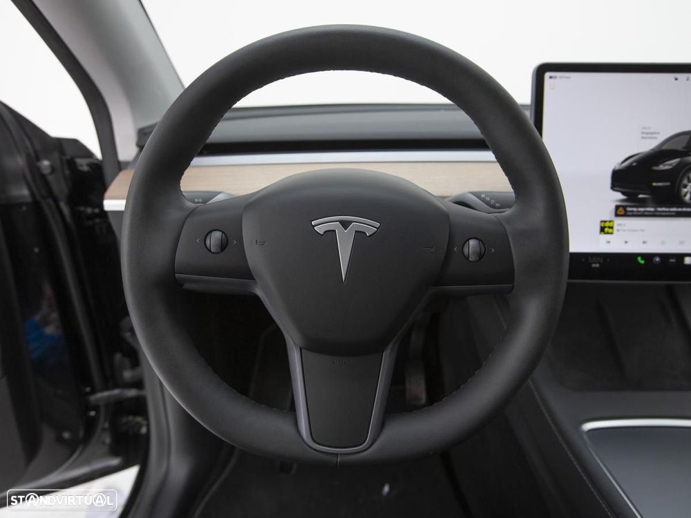 Tesla Model Y Long Range Tração Integral - 18