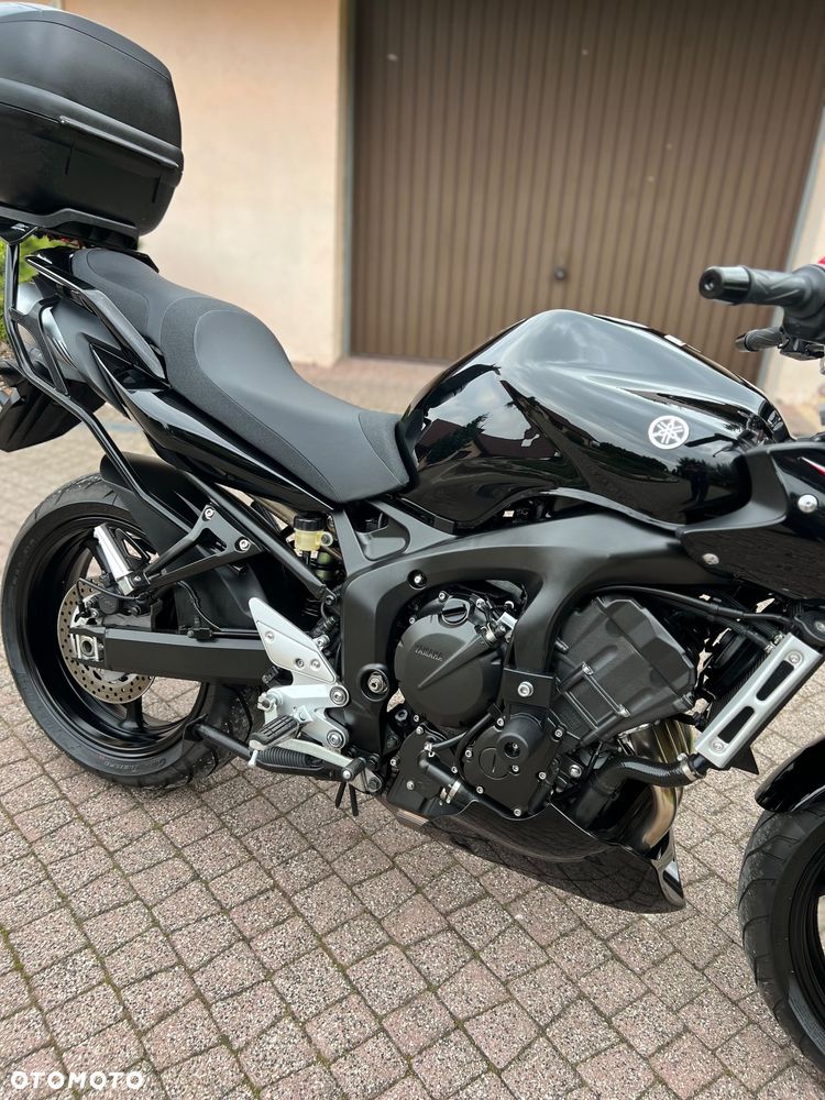Yamaha FZ6 - 35