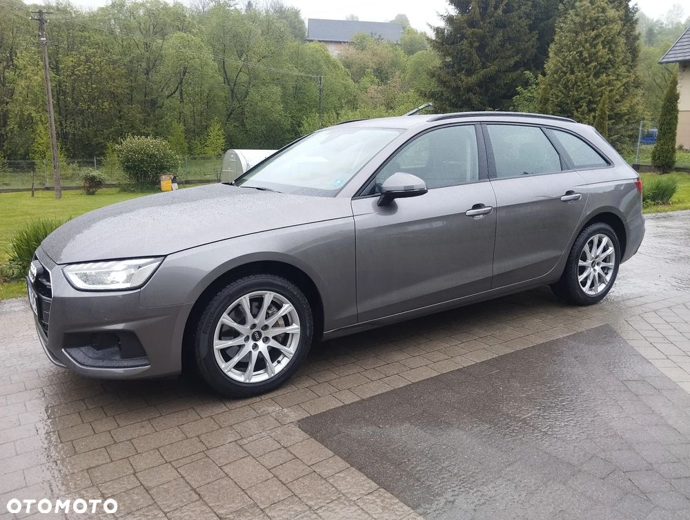 Audi A4 Avant - 4