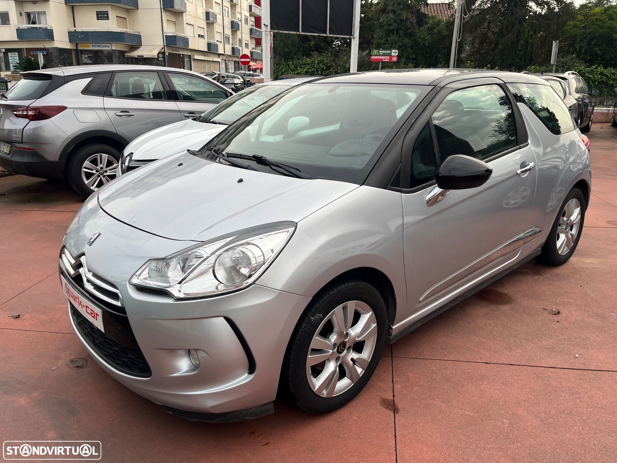 Citroën DS3 1.2 VTi Chic - 1