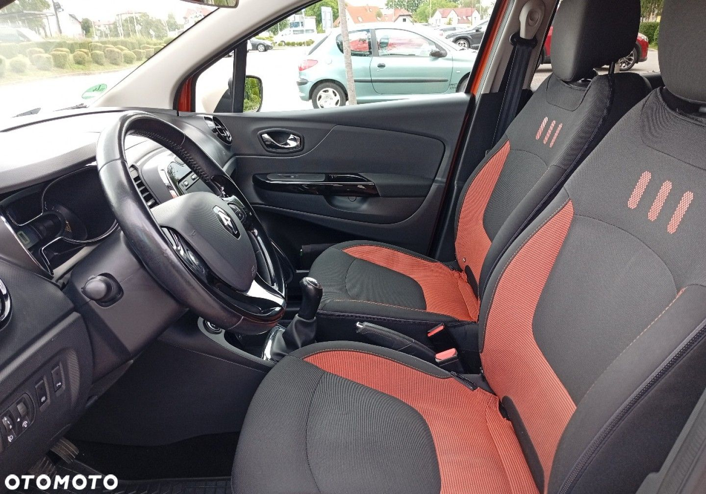 Renault Captur - 21