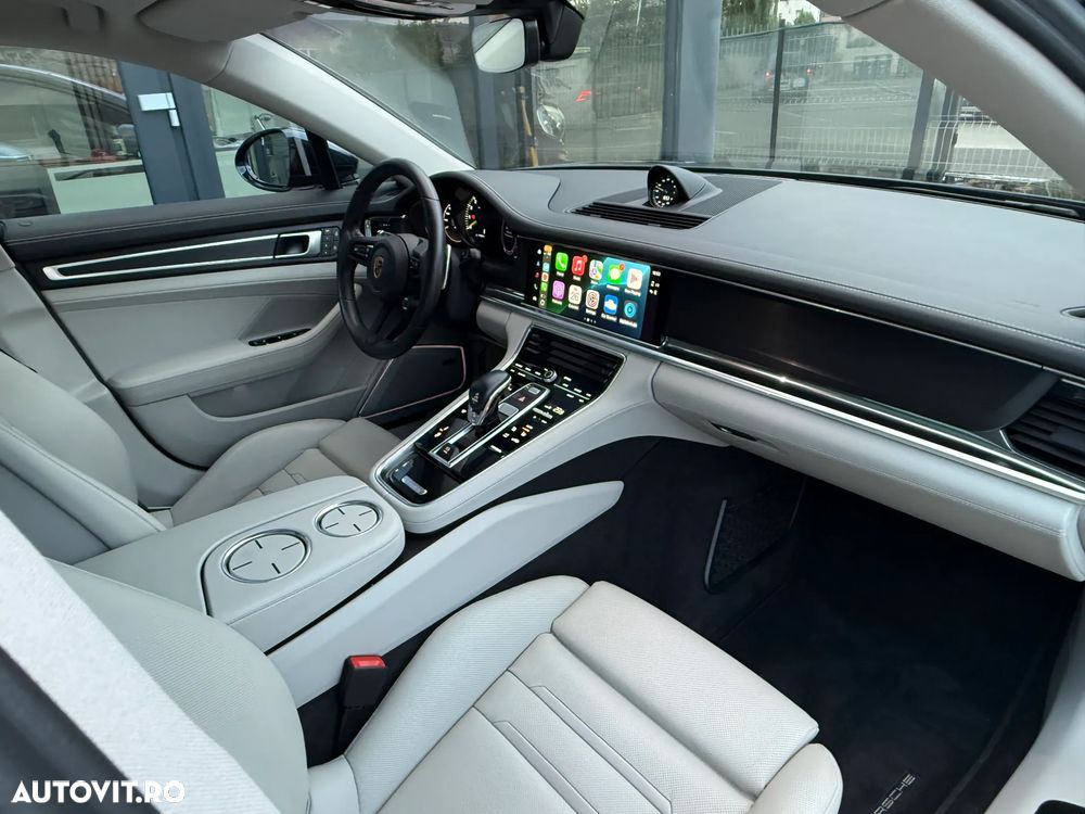 Porsche Panamera - 13