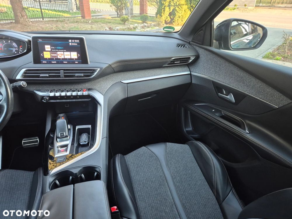 Peugeot 5008 BlueHDI 130 EAT8 Allure Business-Paket - 25