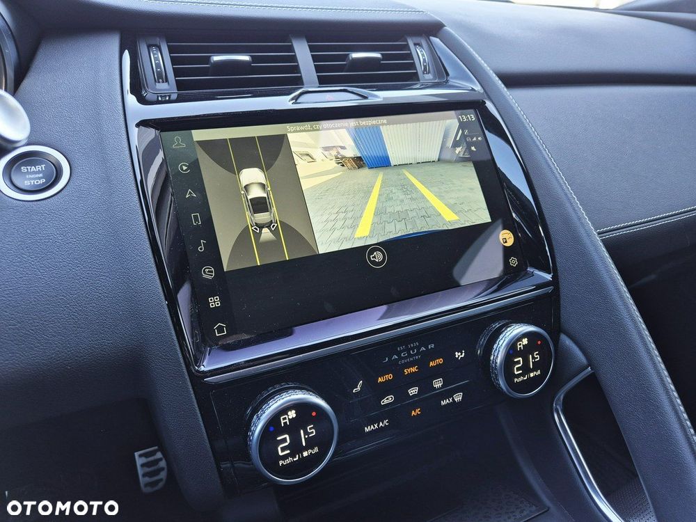 Jaguar E-Pace - 33