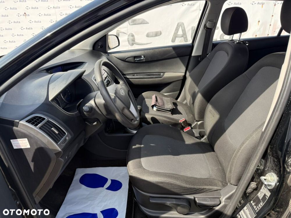 Hyundai i20 1.2 Trend - 20