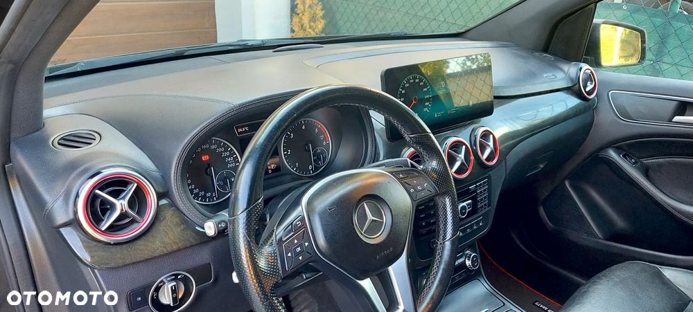 Mercedes-Benz Klasa B 180 (CDI) d 7G-DCT AMG Line - 26