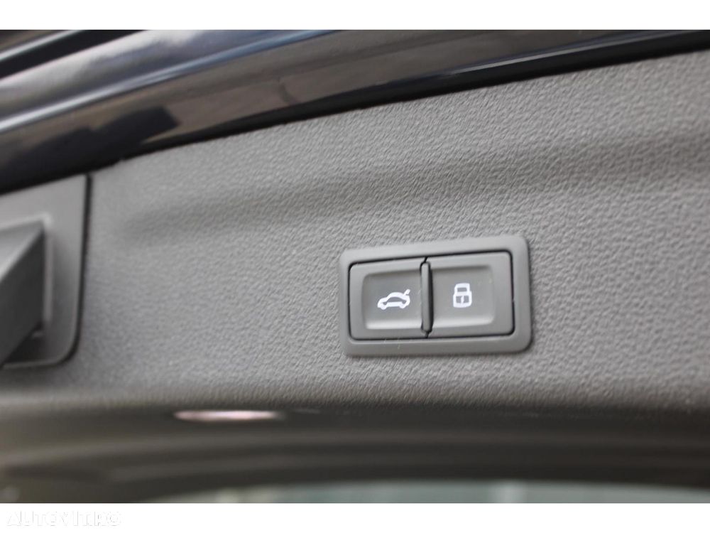Audi A6 Avant 50 TDI quattro Tiptronic MHEV S Line - 32