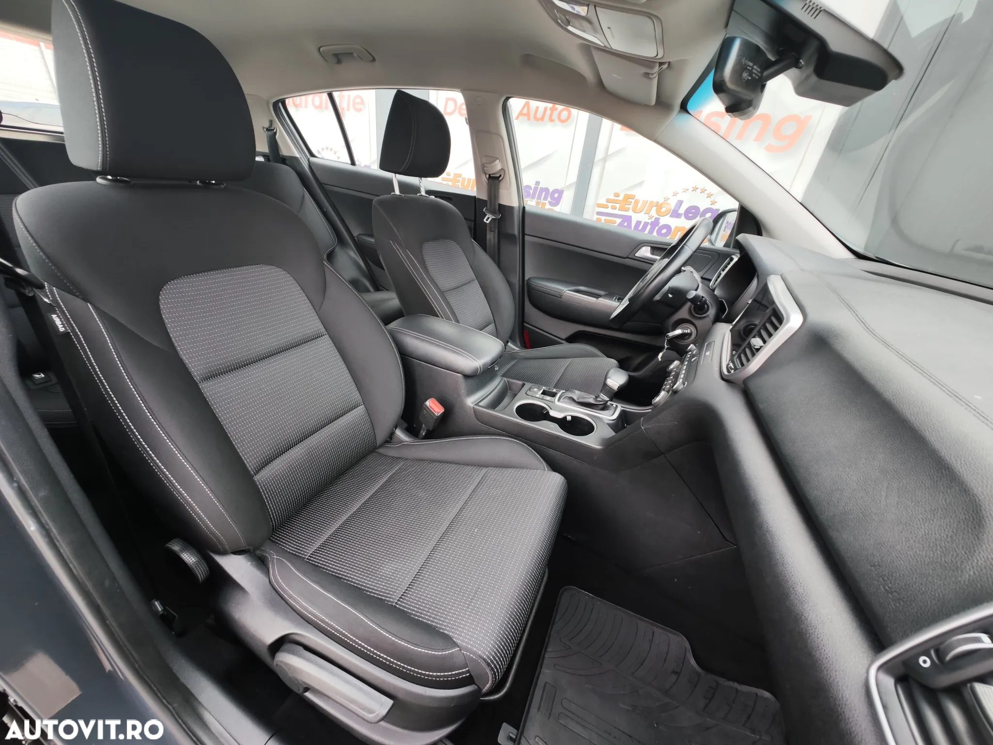 Kia Sportage 1.6 DSL MHEV 7DCT HP 4x2 Business Line - 13