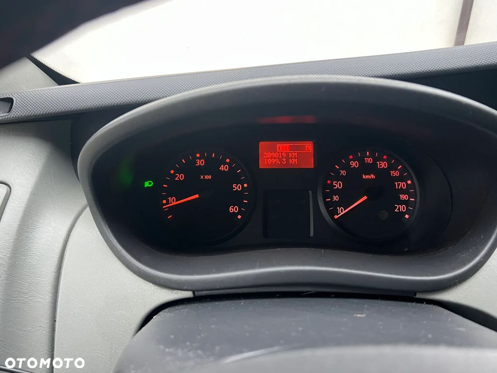 Renault trafic - 11