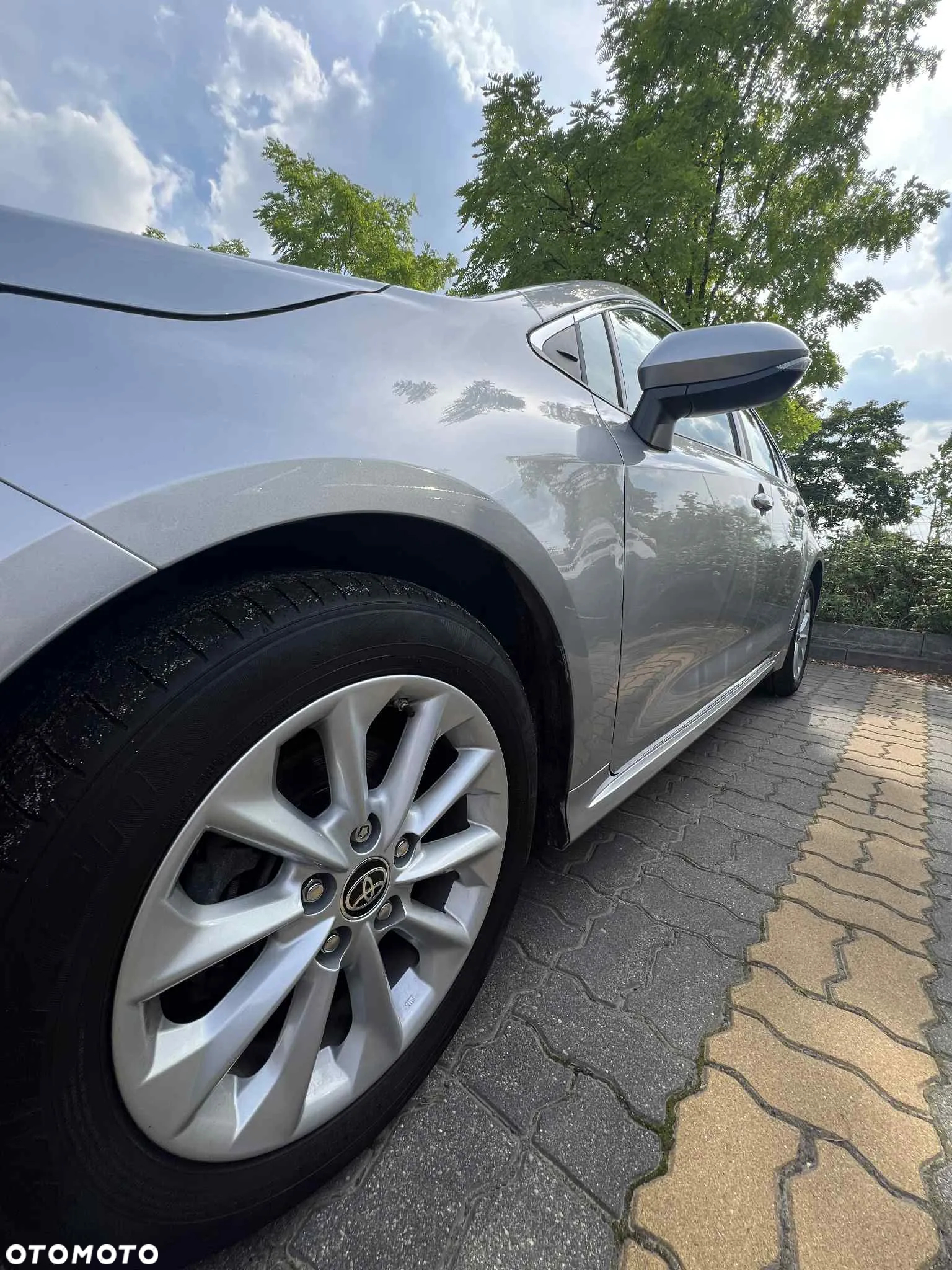 Toyota Corolla - 4