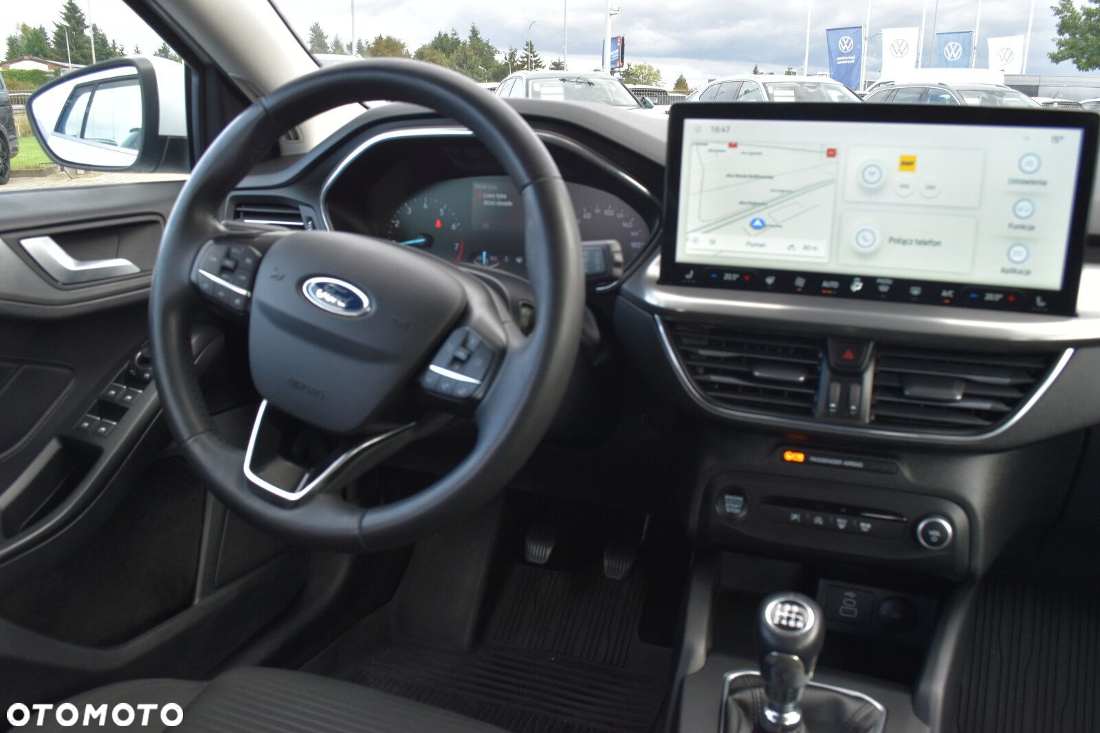 Ford Focus 1.0 EcoBoost Titanium - 11