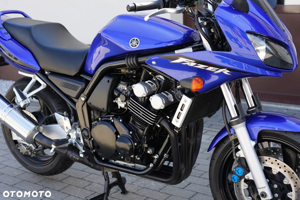 Yamaha FZS - 13