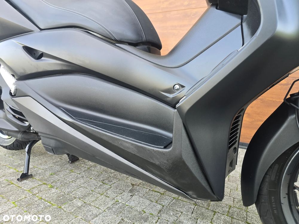 Yamaha X-max - 28
