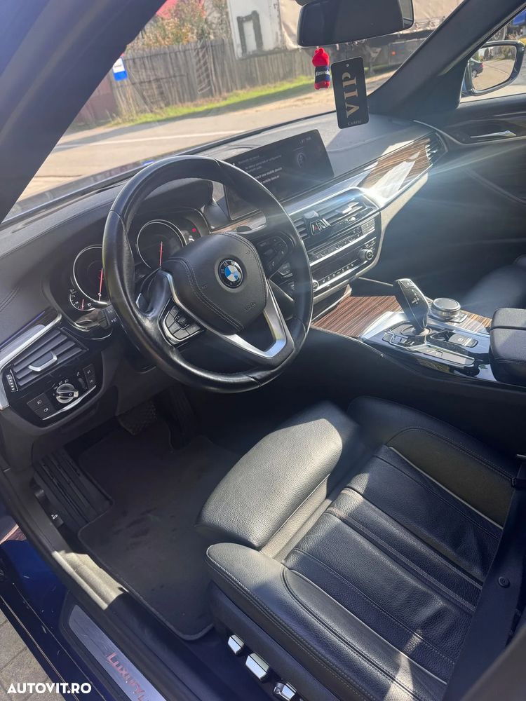 BMW Seria 5 530d xDrive Touring Aut. Luxury Line - 6
