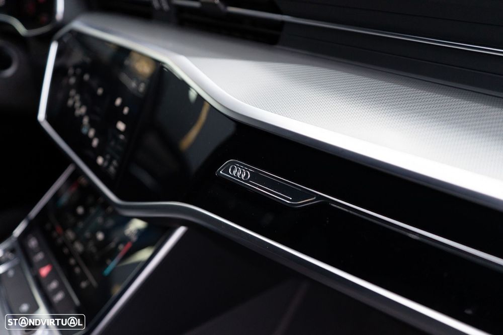 Audi A6 Avant 40 TDI S tronic S line - 45