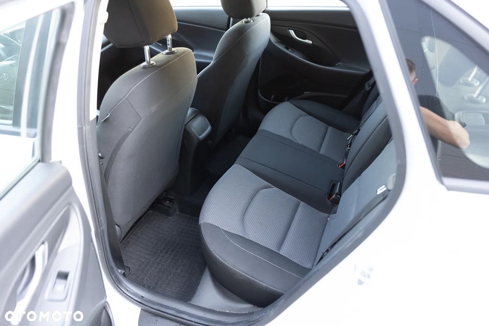 Hyundai i30 - 16