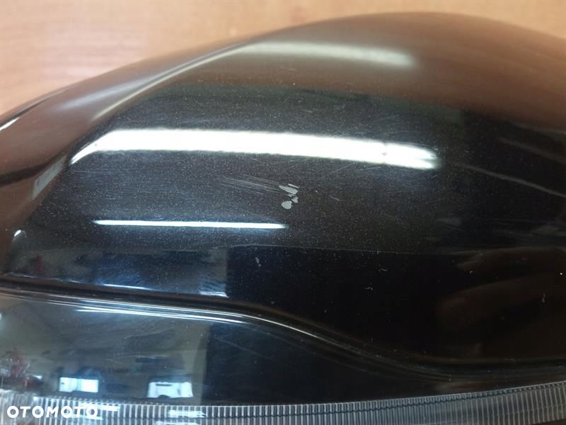 LUSTERKO PRAWE MERCEDES E KLASA W213 182 STREFA - 3