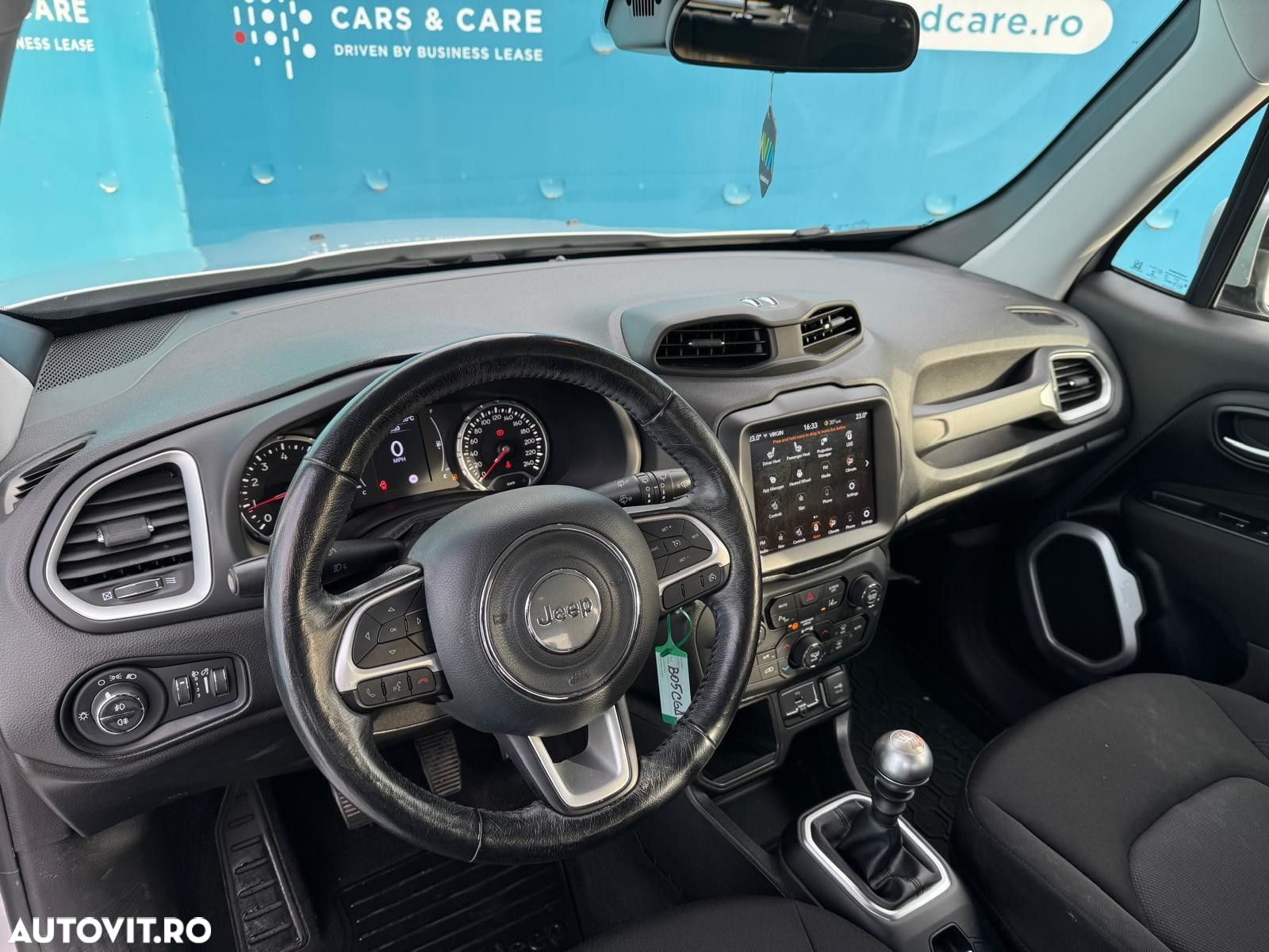 Jeep Renegade - 11