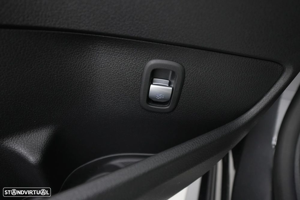 Mercedes-Benz C 300 de AMG Line - 33