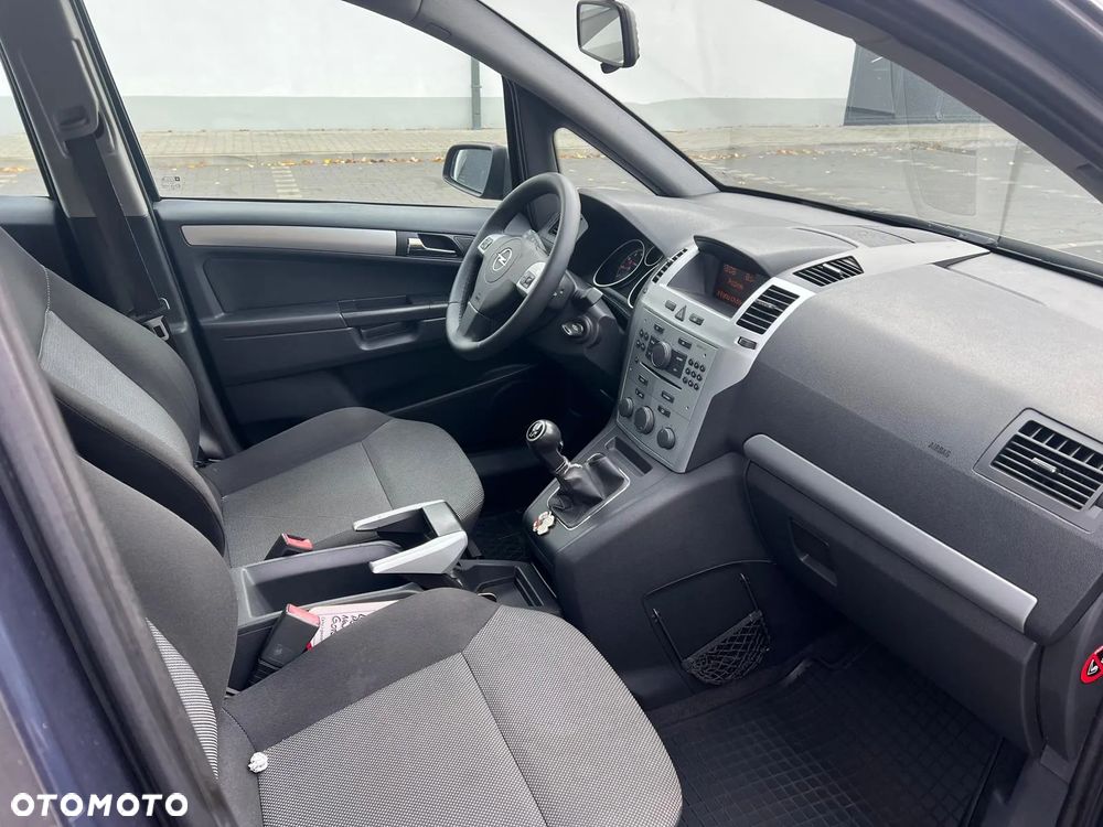 Opel Zafira 1.6 Active - 22