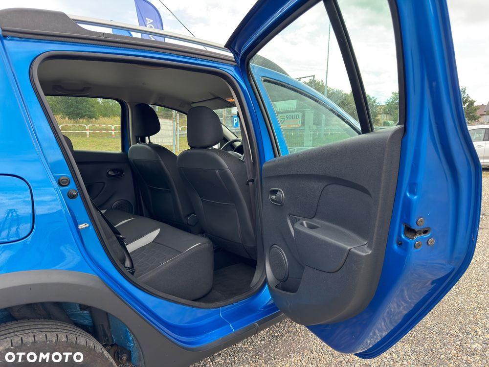 Dacia Sandero 0.9 TCe SL Celebration S&S - 24
