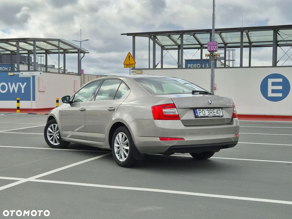 Skoda Octavia 1.4 TSI Ambition - 6