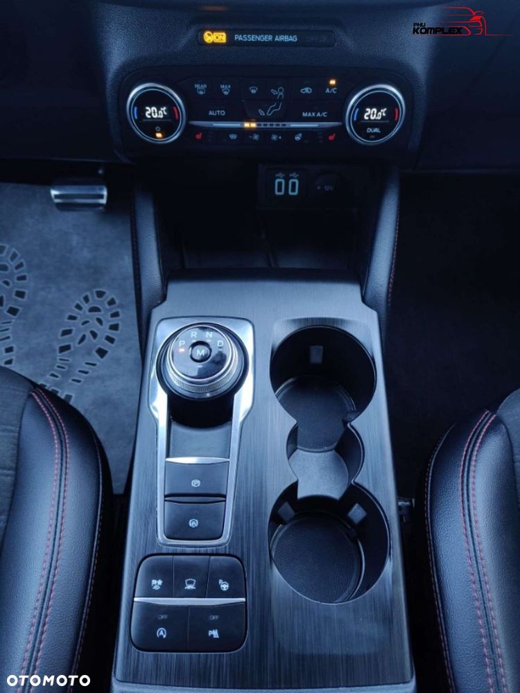 Ford Kuga - 15