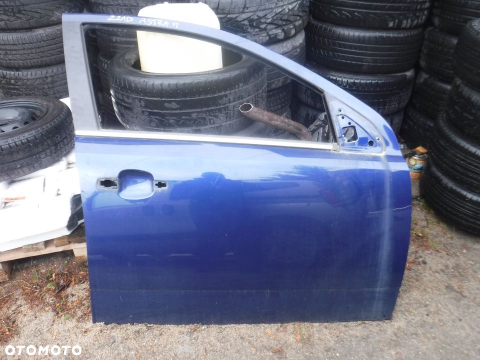 Astra H III LIFT kombi 5D drzwi przod prawe Z21B ladne - 1