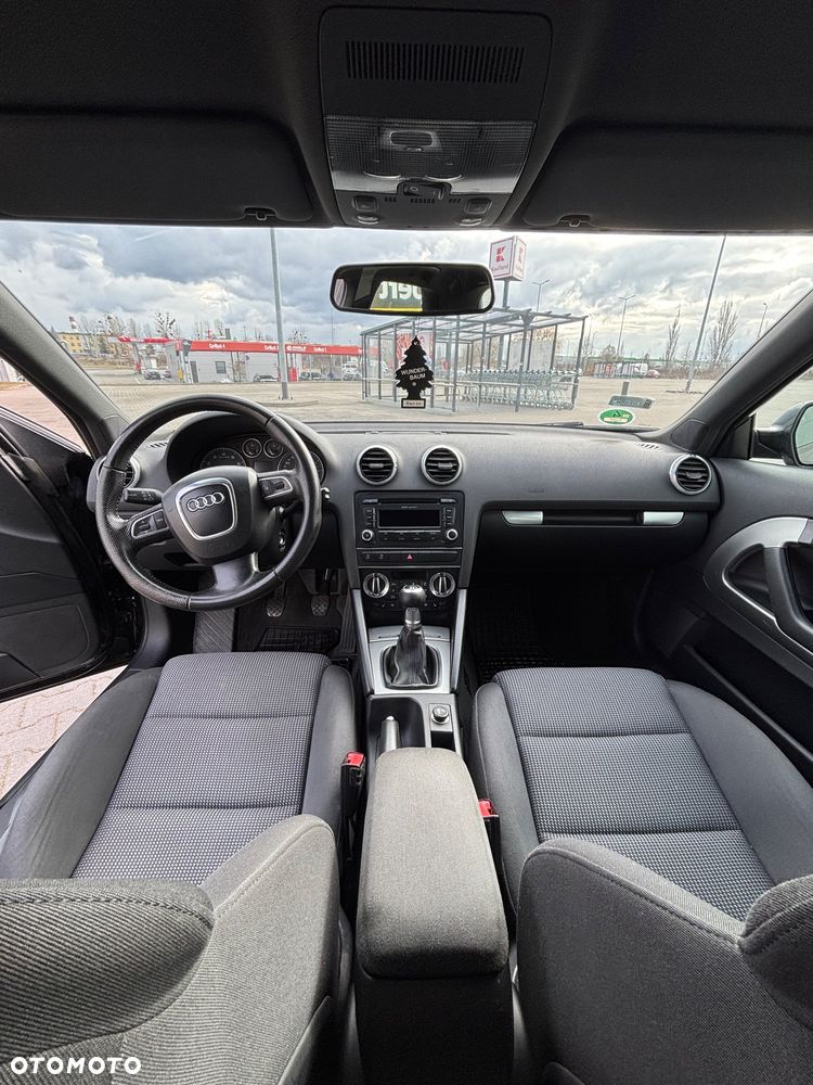Audi A3 3-drzwiowe 1.4T FSI Ambition - 8