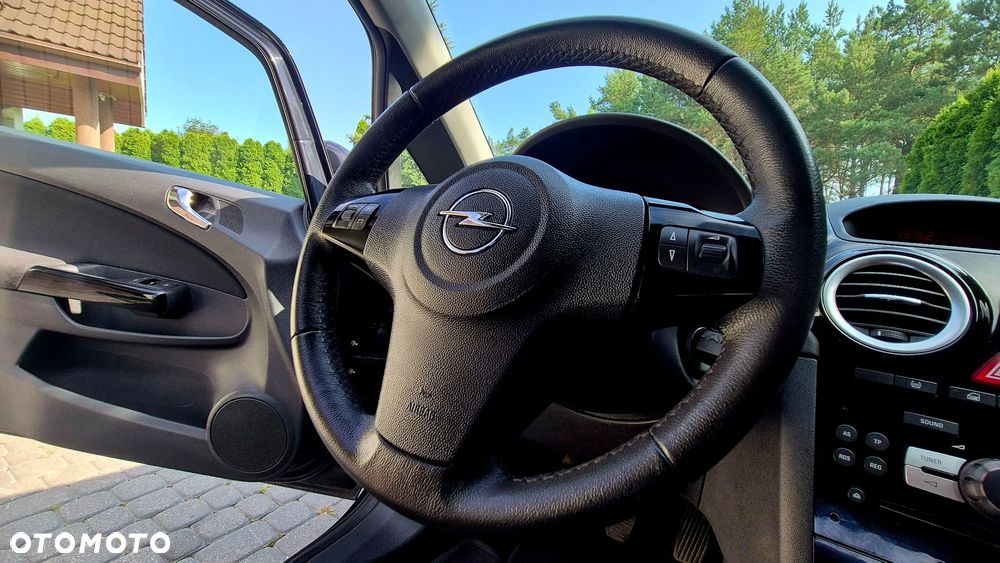 Opel Corsa 1.4 16V Energy - 9