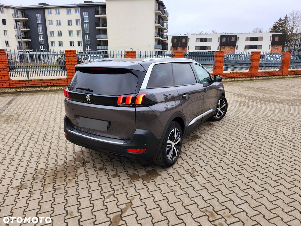 Peugeot 5008 1.2 PureTech Allure S&S - 17