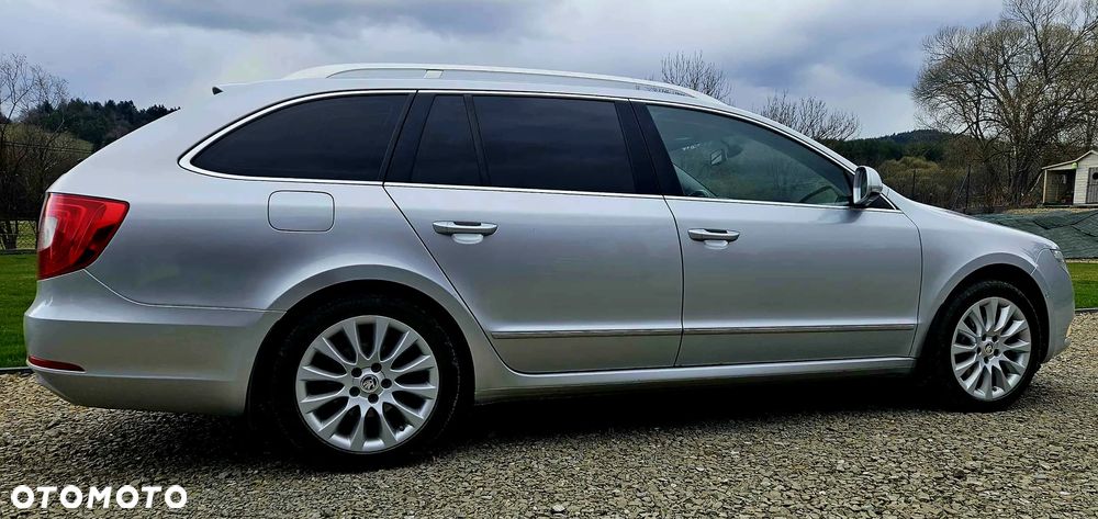 Skoda Superb 2.0 TDI 4x4 Platinum - 3