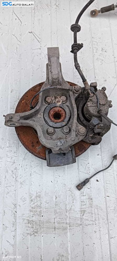 Fuzeta Stanga Fata cu Rulment si Senzor ABS Renault Laguna 3 2.0 DCI 2007 - 2015 Cod 400150006R [V0053] - 1