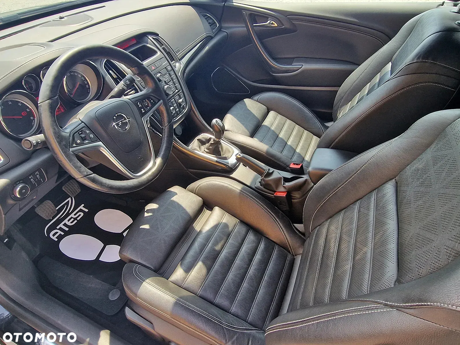 Opel Cascada 2.0 CDTI Cosmo S&S - 9